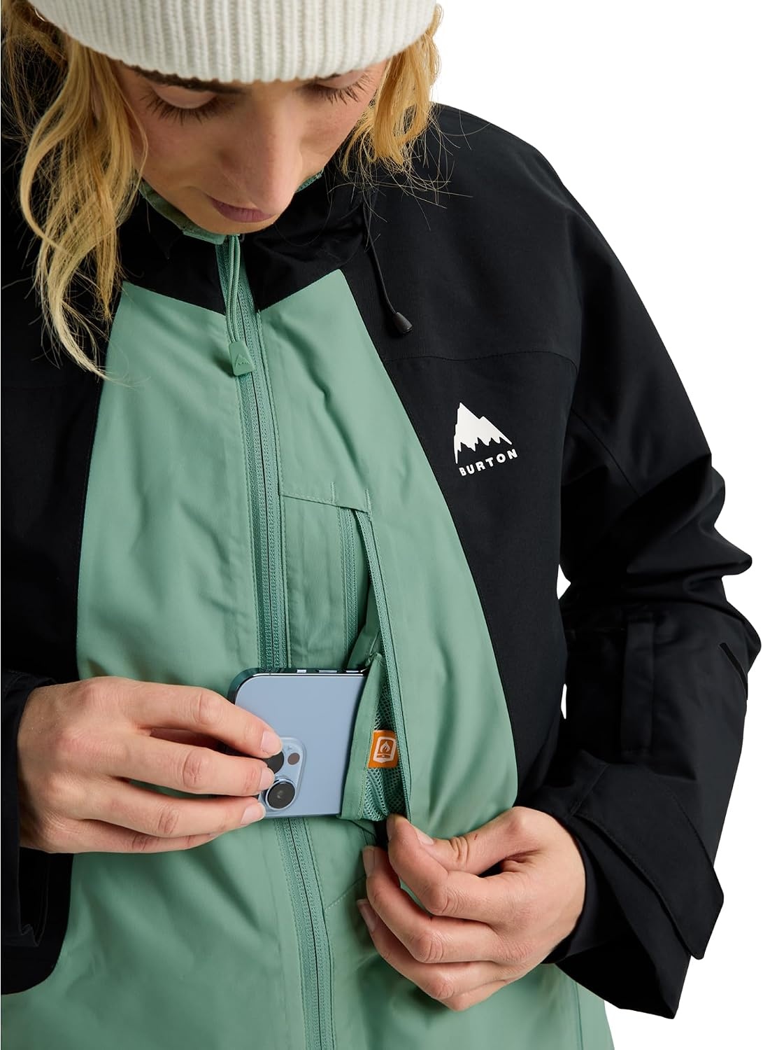 image:imageBurton Womens Reserve 2L Jacket True Black LTrue BlackSoft Sage
